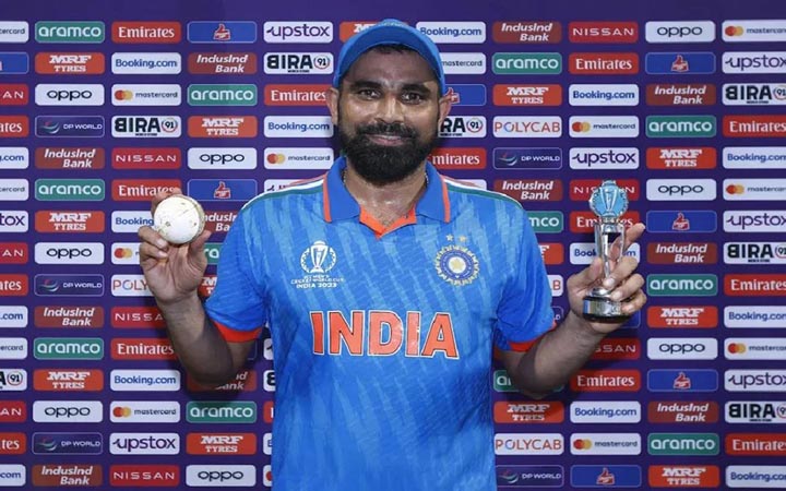 কিউইদের গুঁড়িয়ে ম্যাচসেরা শামি